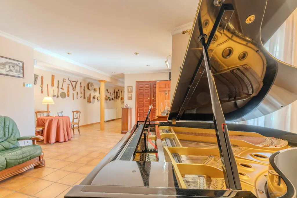 Habitación amplia con cama doble en La Cova House