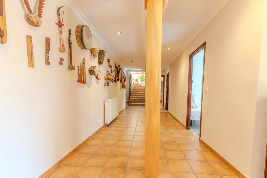 Habitación amplia con cama doble en La Cova House